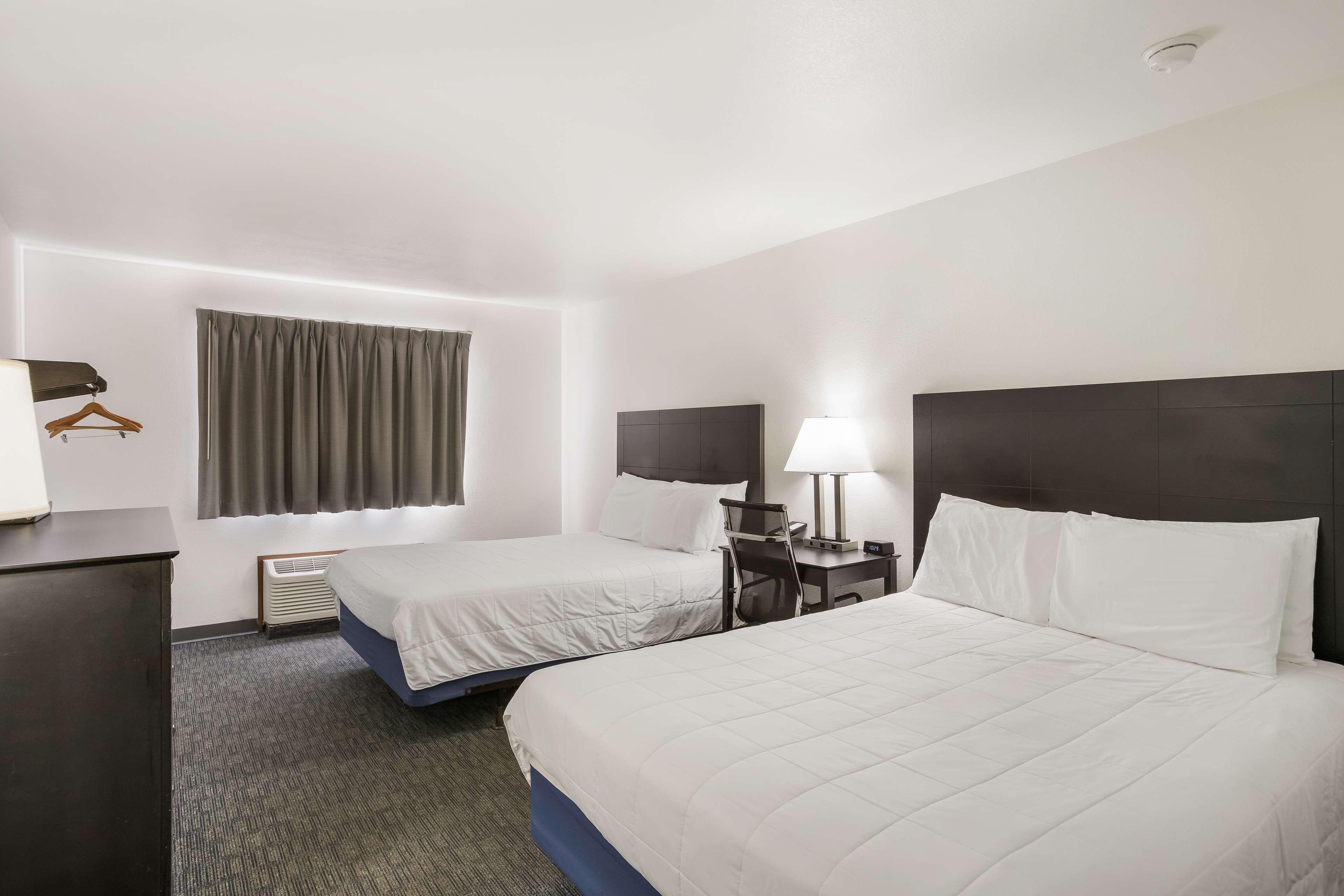Pullman Bucharest World Trade Center Hotell Eksteriør bilde
