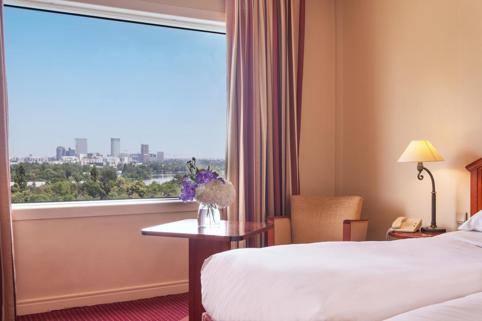 Pullman Bucharest World Trade Center Hotell Eksteriør bilde