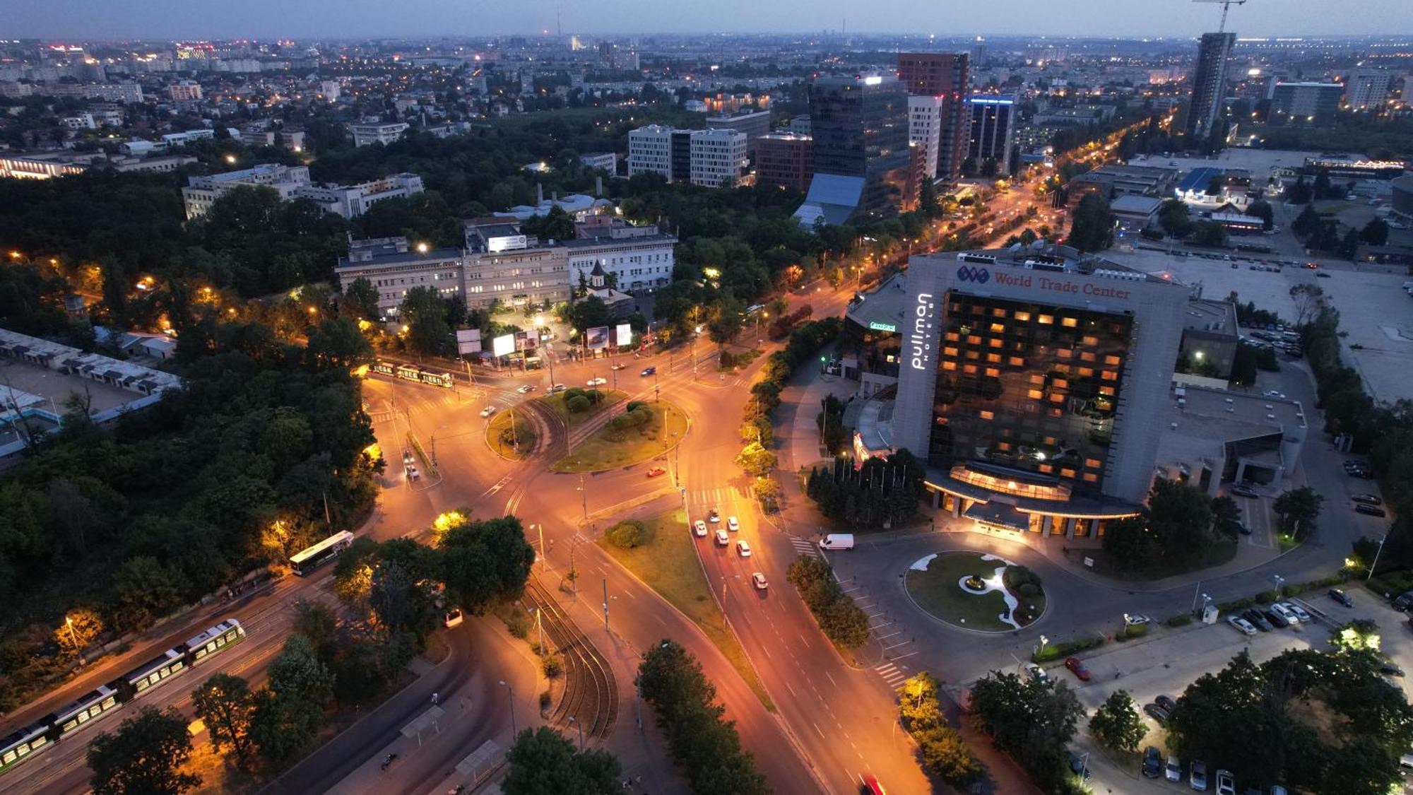 Pullman Bucharest World Trade Center Hotell Eksteriør bilde