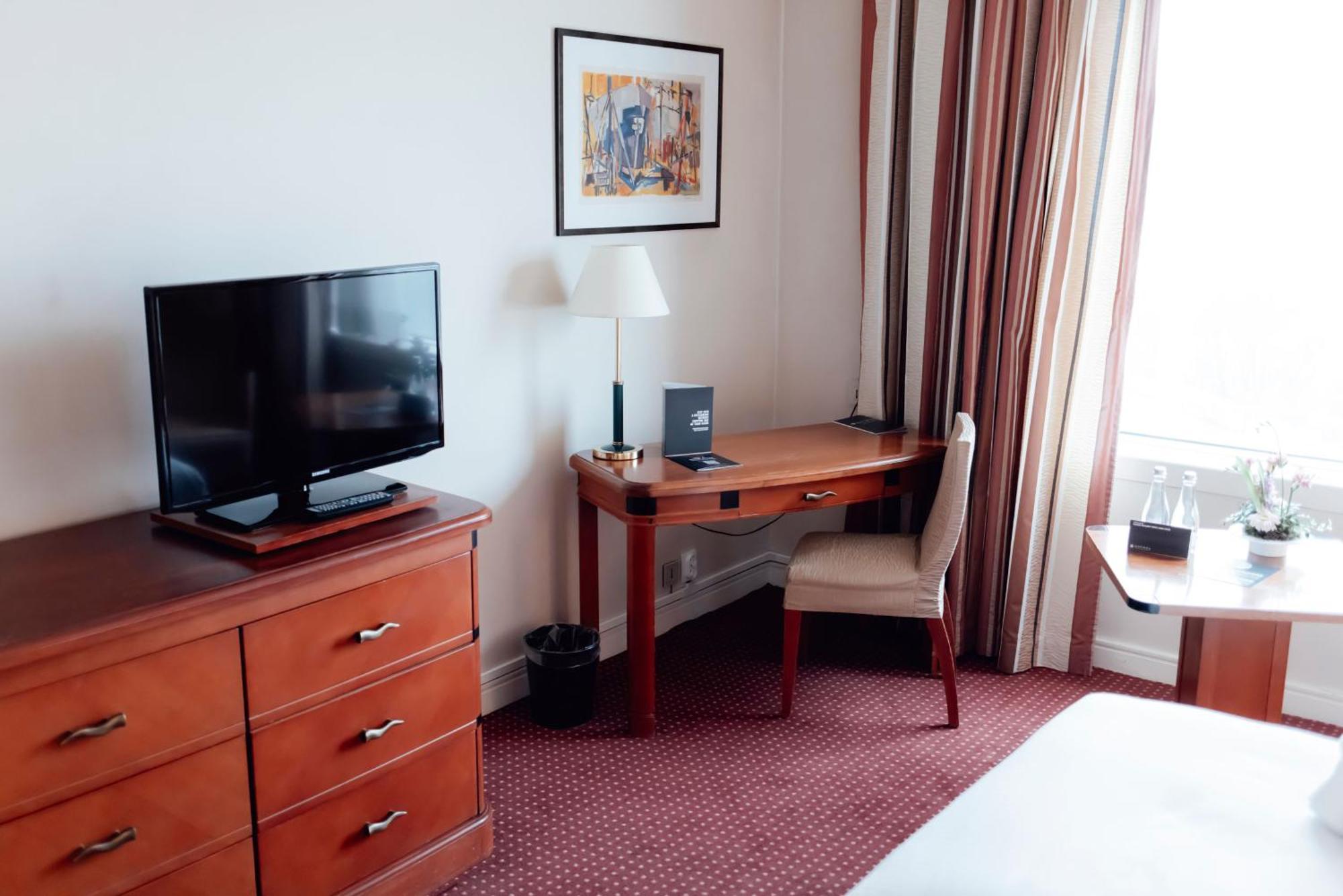 Pullman Bucharest World Trade Center Hotell Eksteriør bilde